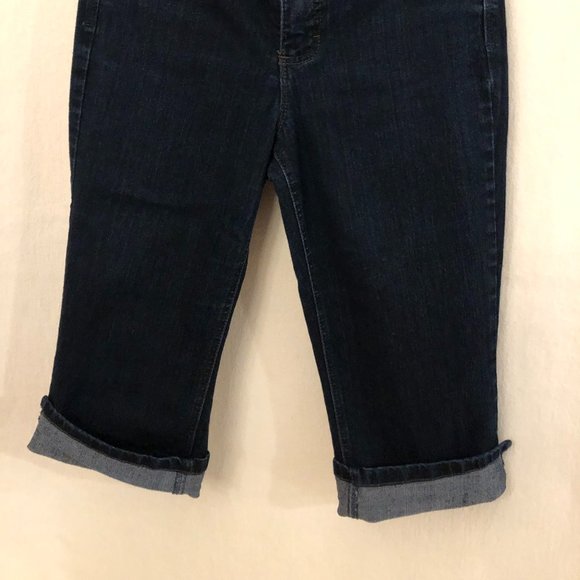 Gloria Vanderbilt Perfect Fit Bermuda Shorts: Size 8 - Picture 5 of 15